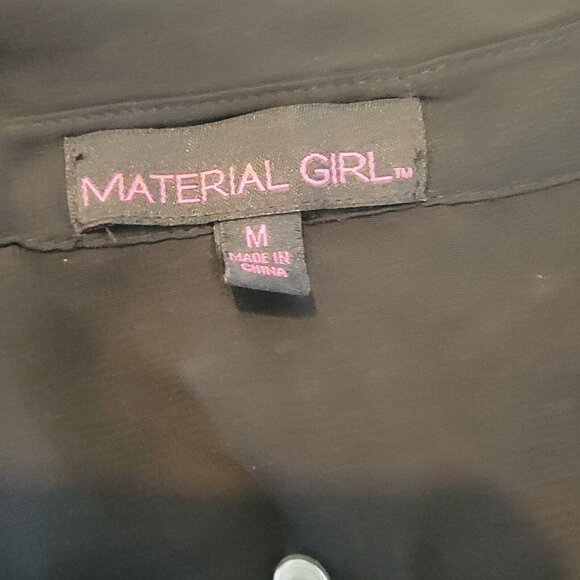 ✨✨✨Material Girl Women's blouse Size M transparent mesh High Low Sleeve less Top - Picture 4 of 7